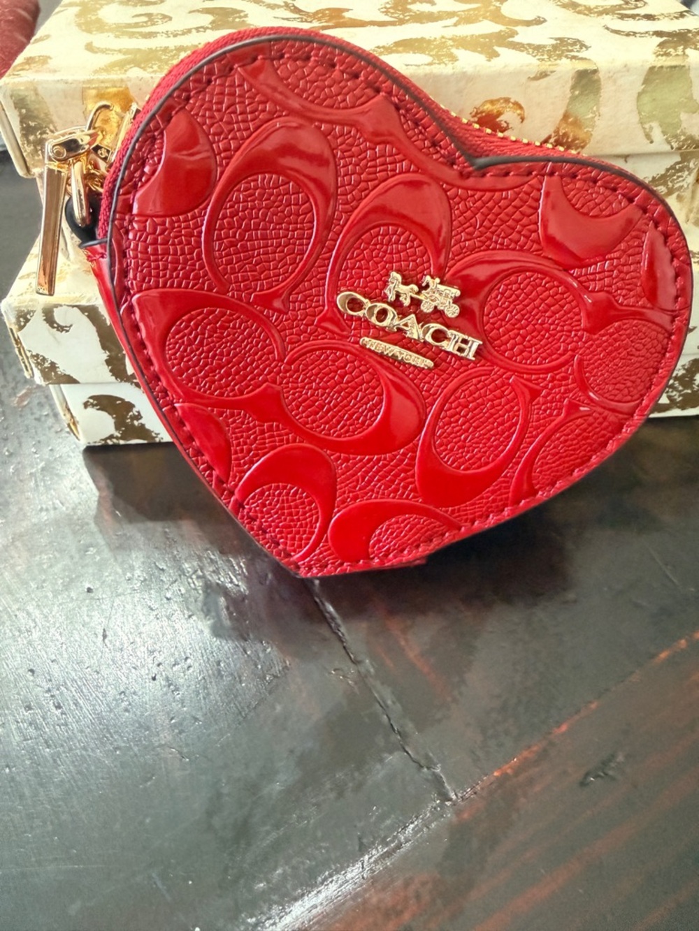 Coach NWT Raspberry (red)
Signature C Patent Embossed 
Leather 3-Piece Gift
Set - Picture 8 of 15